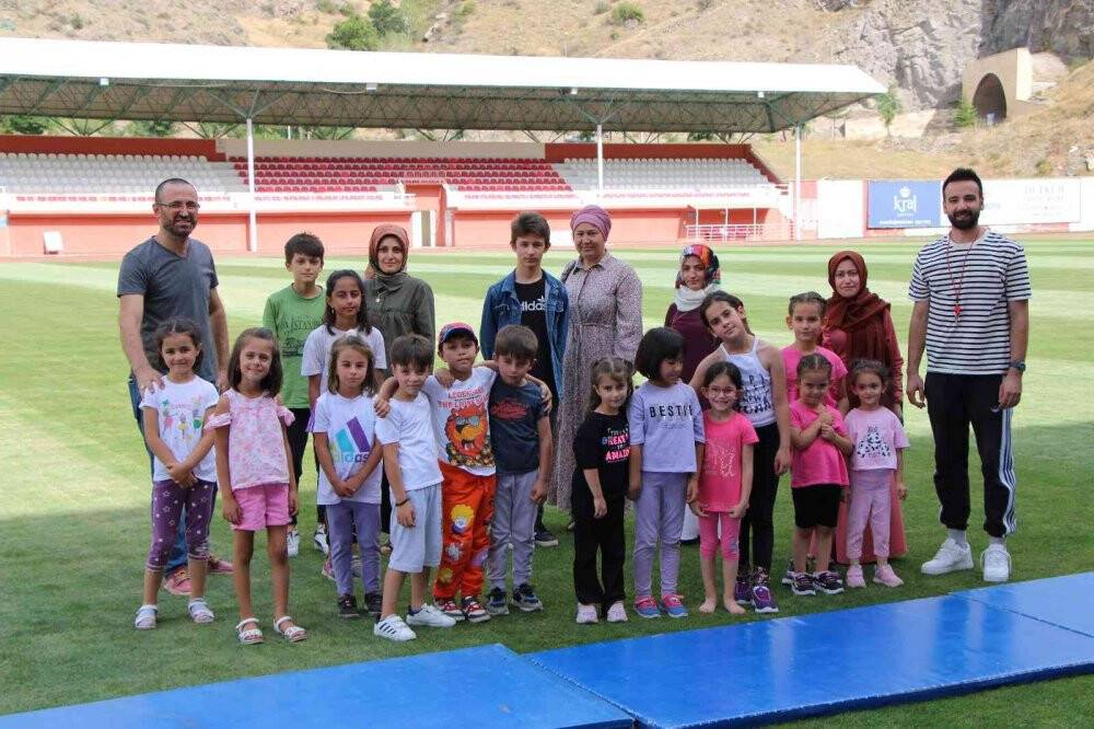 Gümüşhaneli çocuklar ilk kez cimnastik sporuyla tanıştı