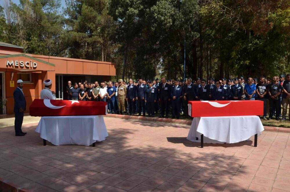 Paraşüt kazasında hayatını kaybeden iki astsubay için cenaze töreni düzenlendi