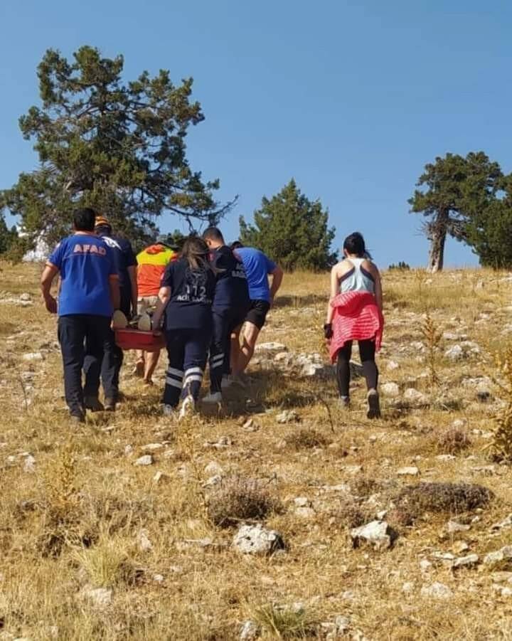 Yamaç paraşütü yaparken düştü