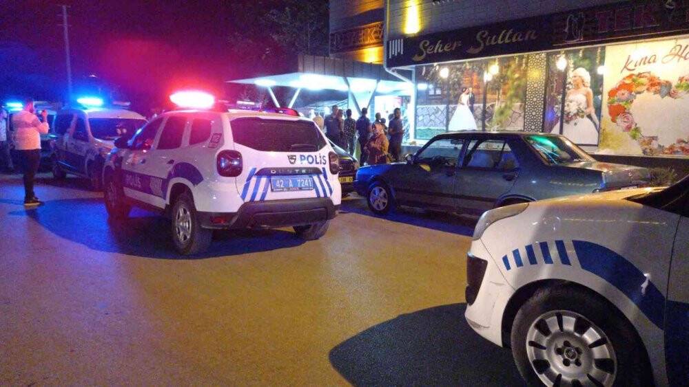 Konya'da düğün salonunda şarkı kavgası