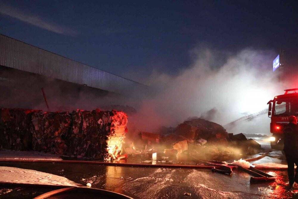 Kahramanmaraş’ta fabrika yangını