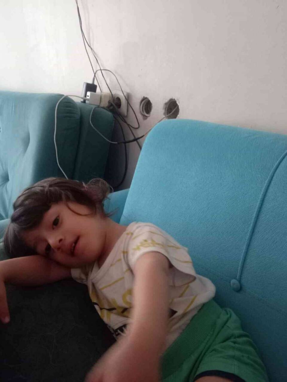 Cesedi yol kenarında bulunan çocuğun babasından kan donduran sözler: “Eşimin teyzesi çocuğu alıp kaçmış”