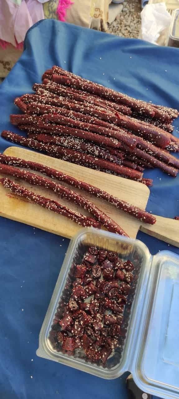 Çilek, artık pestil olarak sofralara geliyor