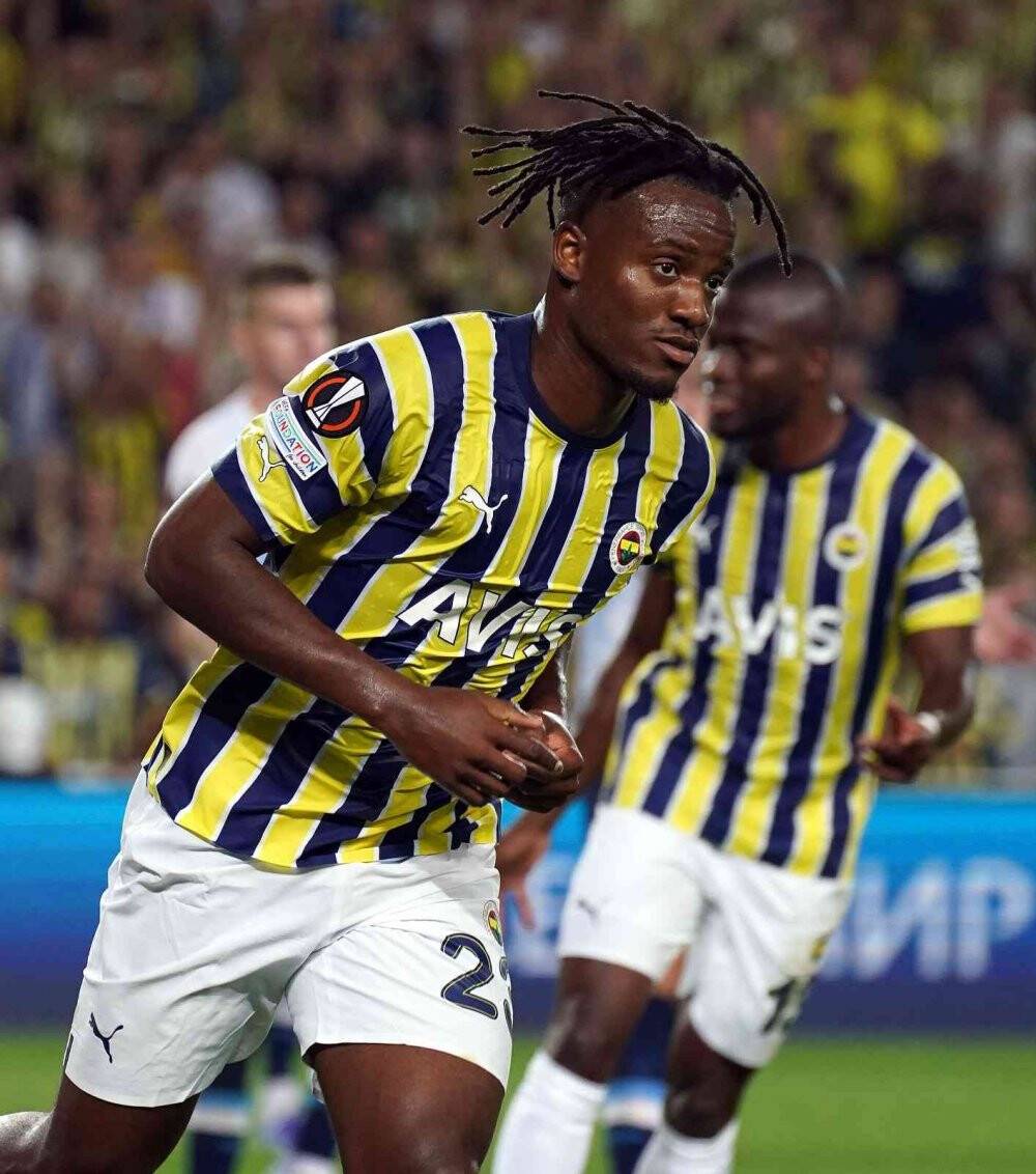 Batshuayi Fenerbahçe formasıyla ilk maçında ilk golünü attı