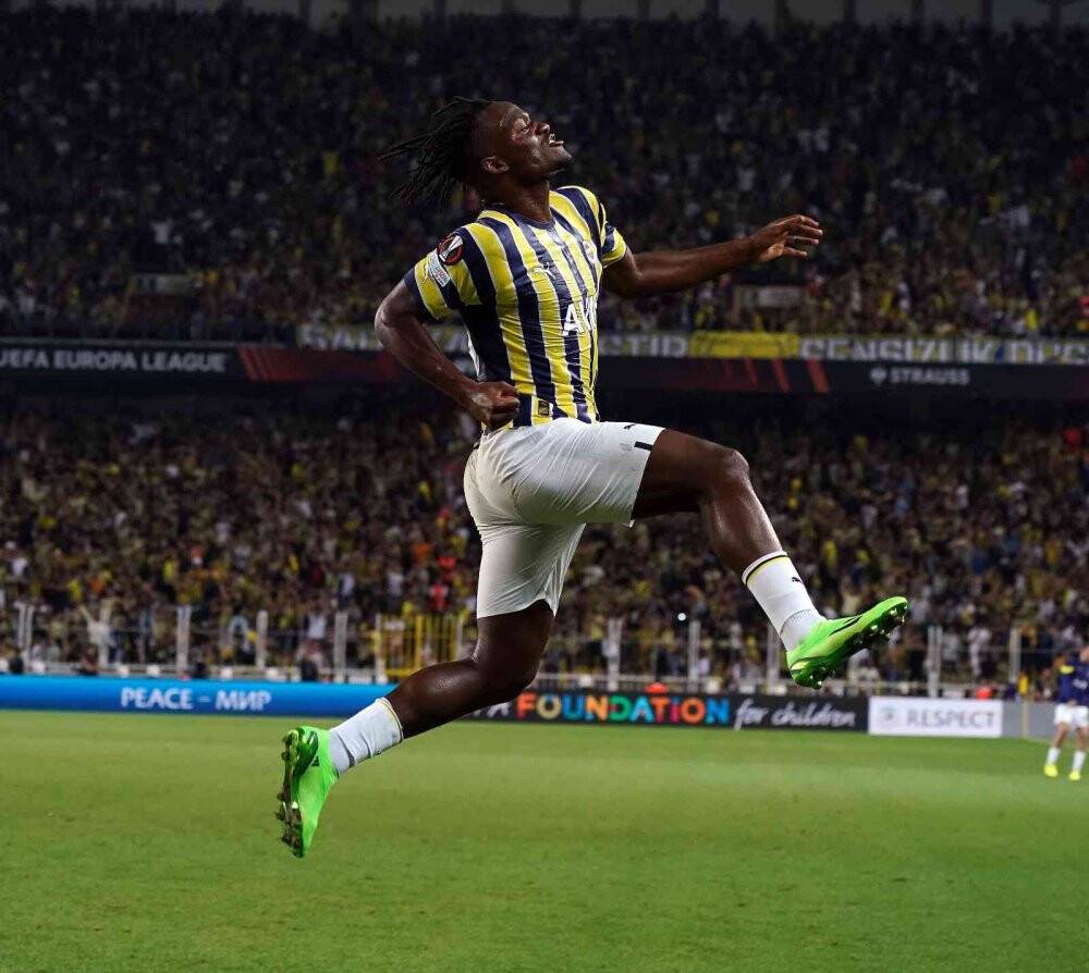 Batshuayi Fenerbahçe formasıyla ilk maçında ilk golünü attı
