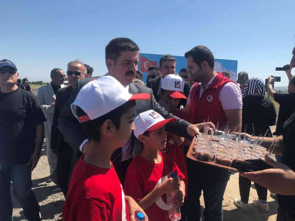 Iğdır’da 7 yıl önce PKK’nın hain saldırısında şehit olan 13 polis anıldı