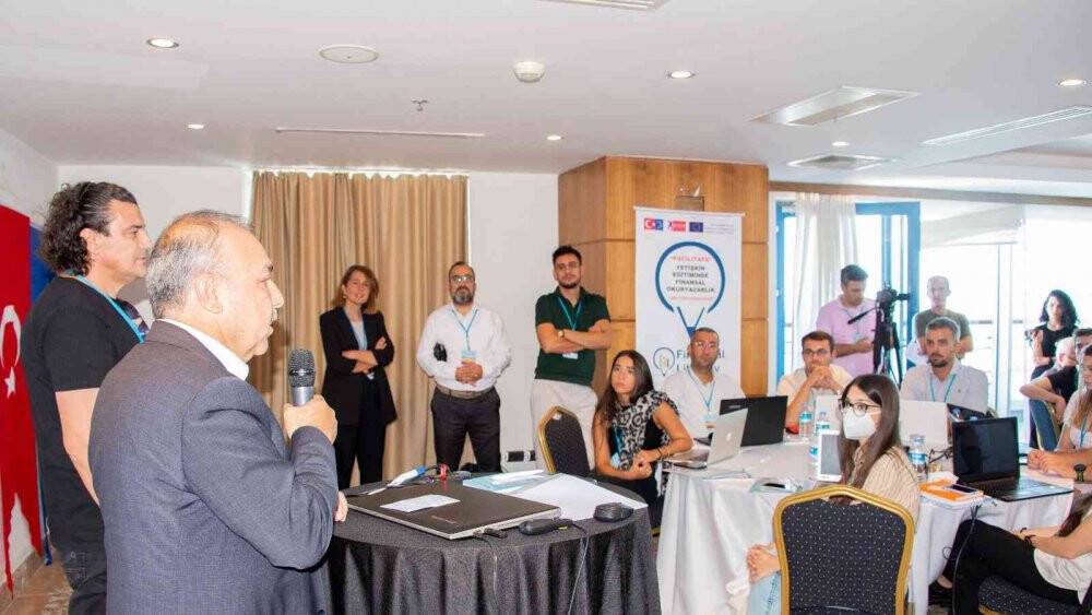 Öğretmenlere ‘Yetişkin Eğitiminde Finansal Okuryazarlık Projesi’ çerçevesinde eğitim