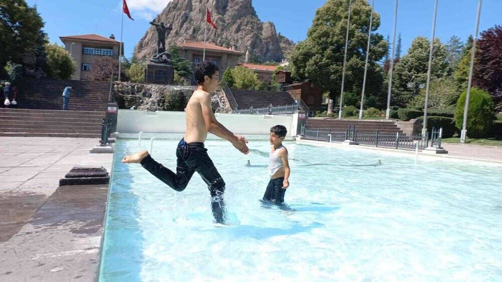 Süs havuzları sonbaharda da revaçta