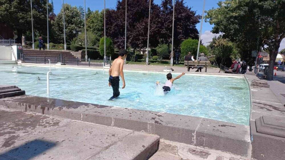 Süs havuzları sonbaharda da revaçta