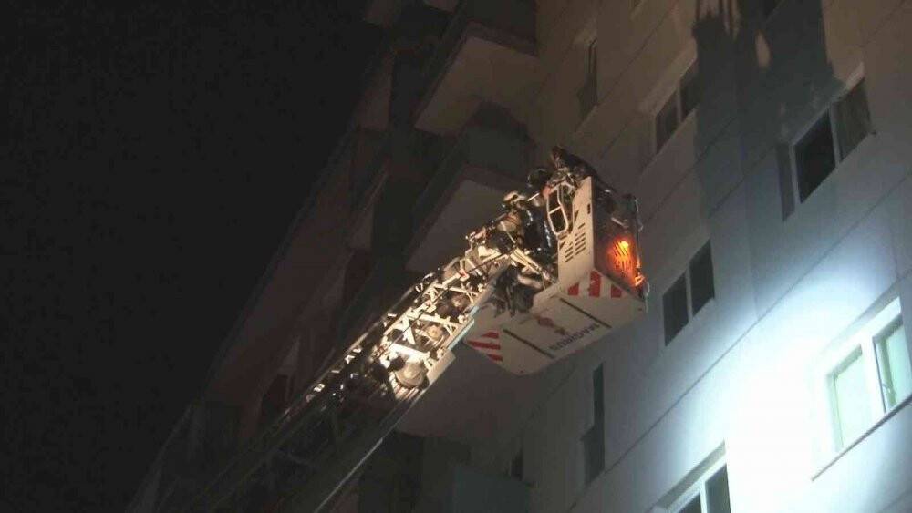 Bayrampaşa’da yangın: Çok sayıda vatandaş mahsur kaldı