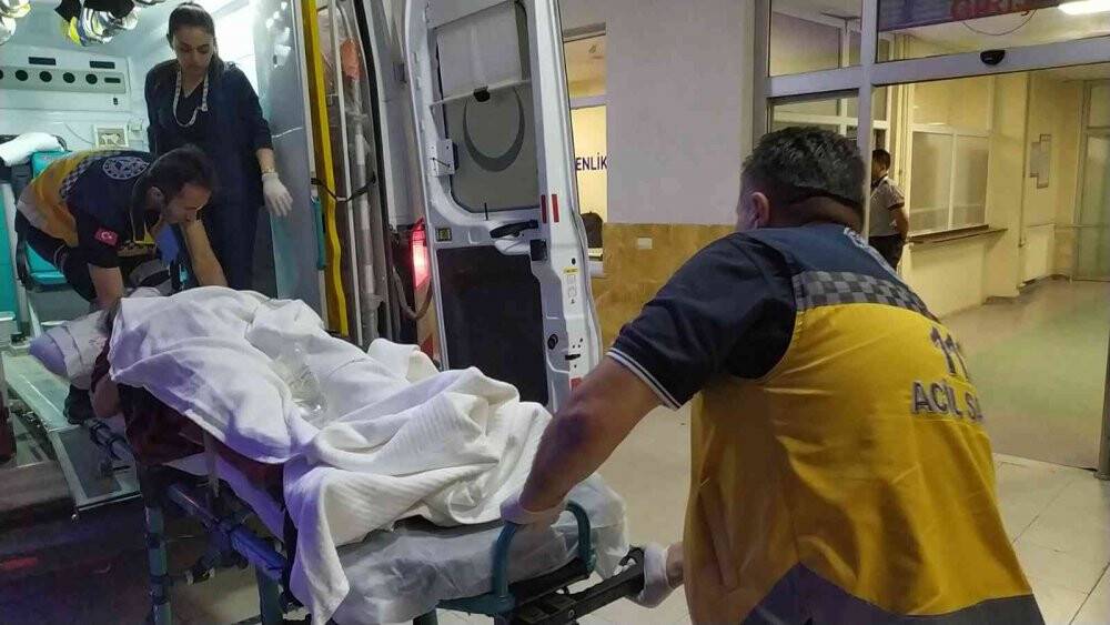 Düğün yolunda feci kaza: 5’i ağır 7 yaralı