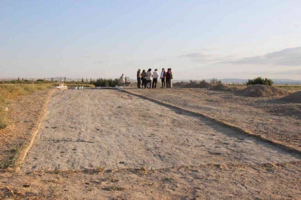 Karaman’da tarihe ışık tutacak kazı çalışması 50 yıl sonra yeniden başladı