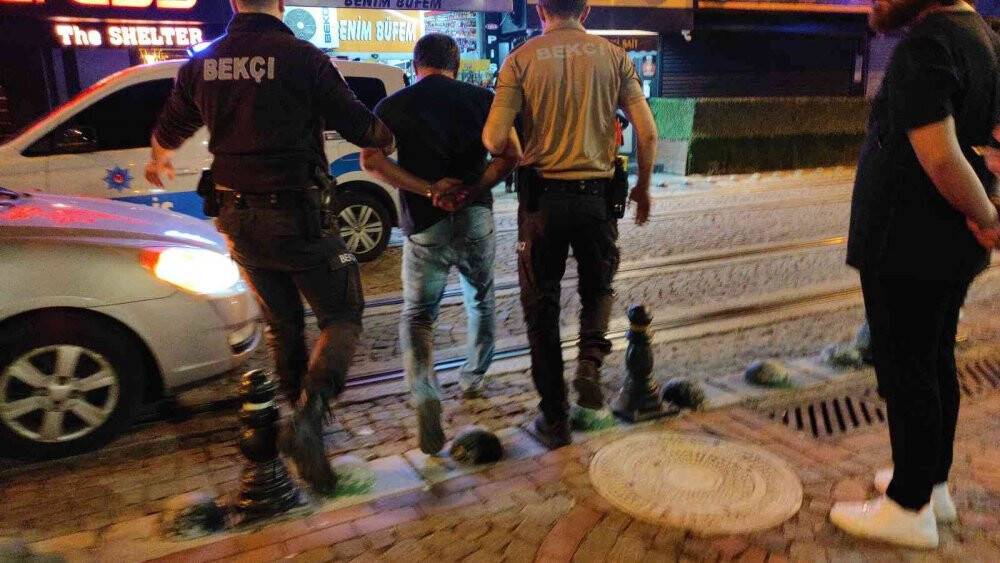 Bekçilere küfreden şahıs gözaltına alındı