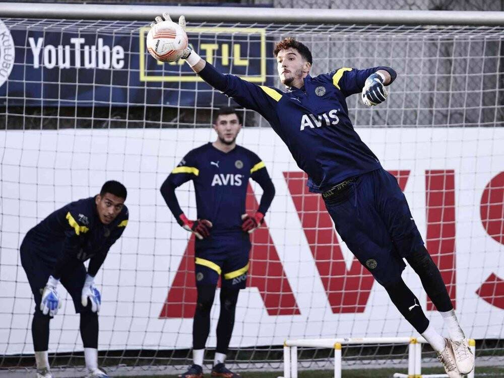 Fenerbahçe, Rennes maçı hazırlıklarına başladı
