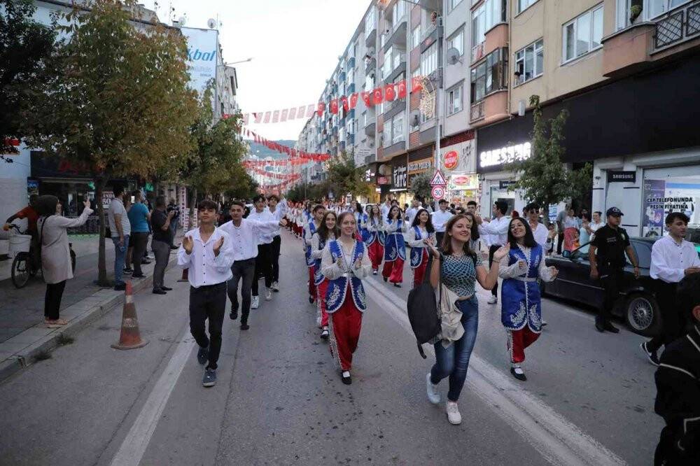 Gemlik’te Zeytin Festivali coşkusu