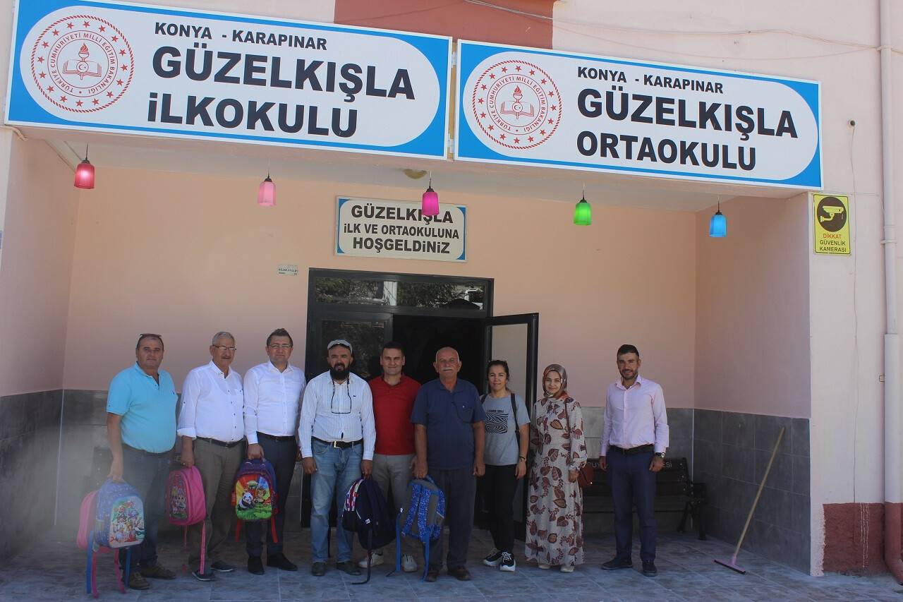 aa-20220911-28868109-28868107-karapinarda-ilkokul-ogrencilerine-kirtasiye-destegi.jpg
