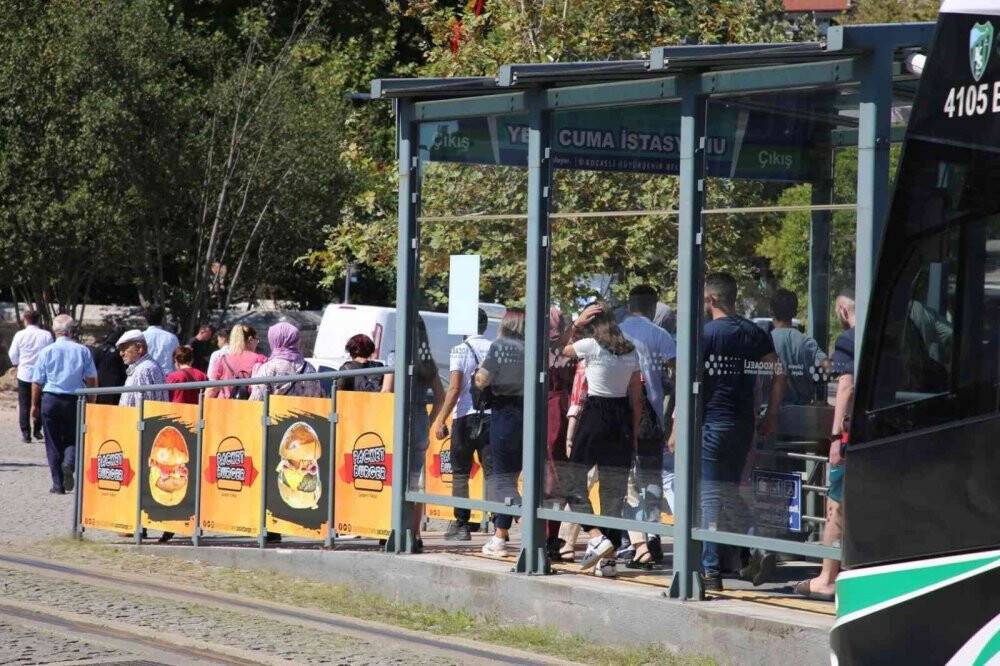 Bir günde 56 bin yolcu tramvaya bindi, tüm zamanların rekoru kırıldı