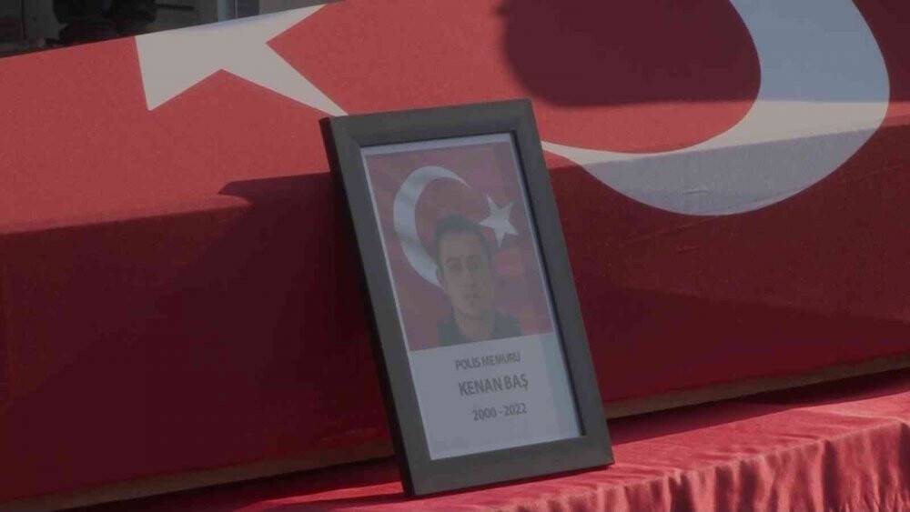 Kaza kurşunuyla ölen polisin cenazesi memleketi Samsun’a uğurlandı