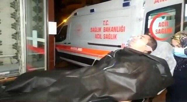 Fabrikada çıkan yangında 3 işçi dumandan zehirlendi