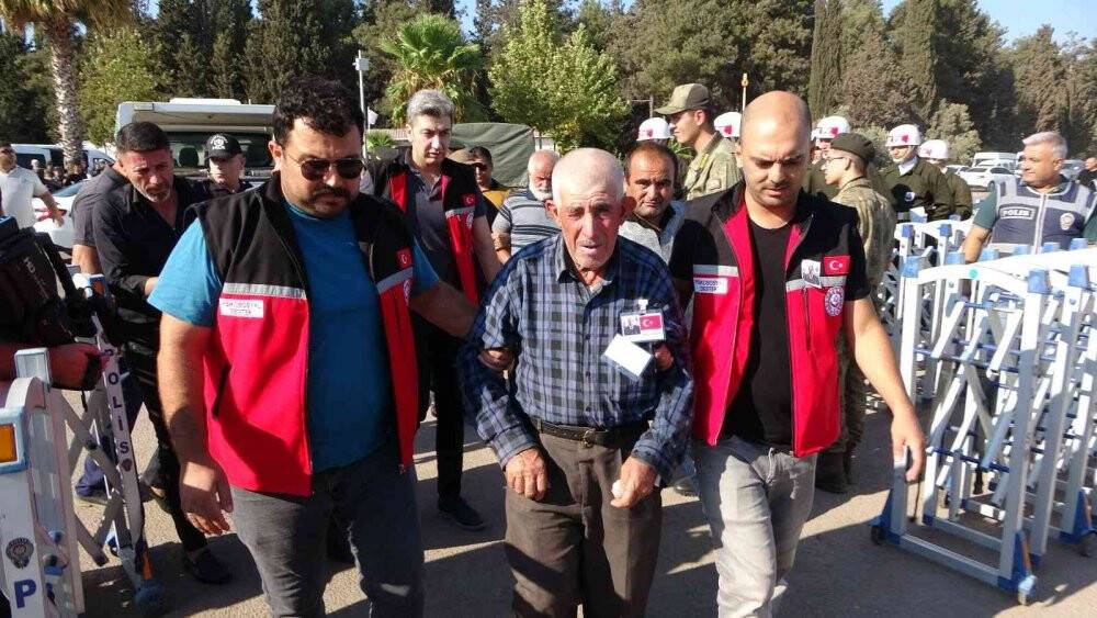 Pençe-Kilit şehidi son yolculuğuna uğurlanıyor