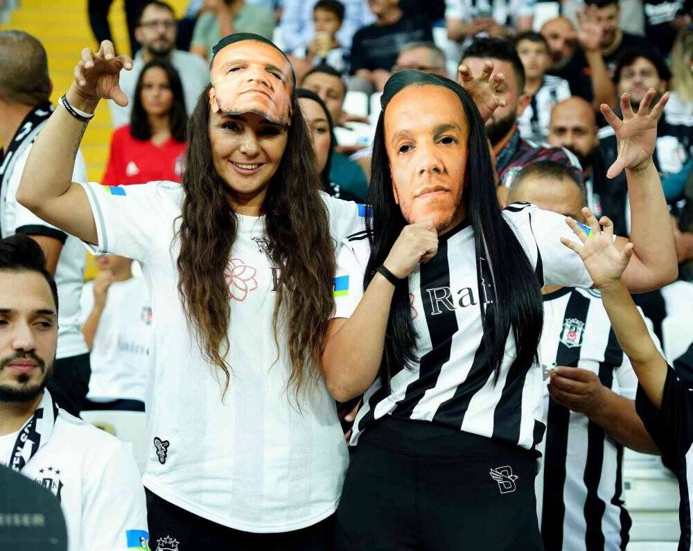 Spor Toto Süper Lig: Beşiktaş: 0 - Medipol Başakşehir: 0 (Maç devam ediyor)