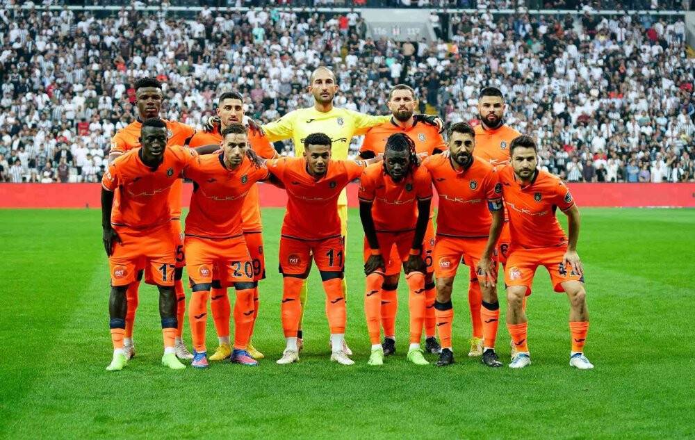 Spor Toto Süper Lig: Beşiktaş: 0 - Medipol Başakşehir: 0 (Maç devam ediyor)