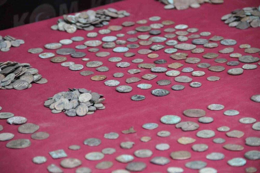 8 binin üzerinde tarihi eser ele geçirildi