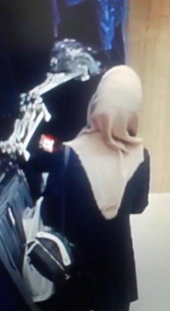 Girdiği her dükkandan hırsızlık yapıyor