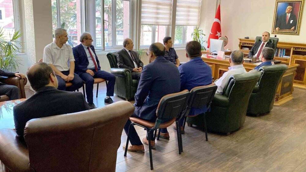 Kulu’nun yeni Kaymakamı Ramazan Polat görevine başladı