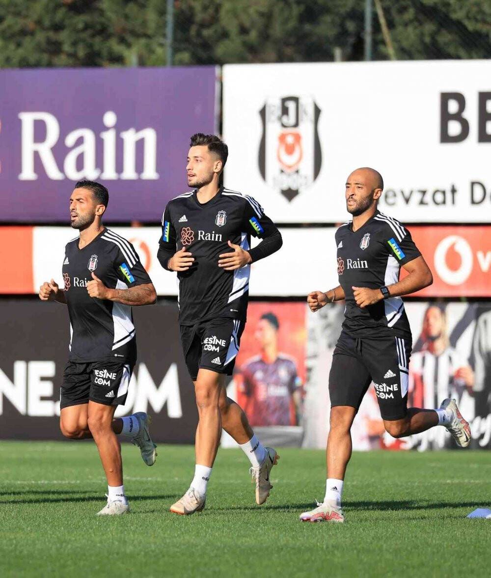 Beşiktaş, kondisyon ve taktik çalıştı