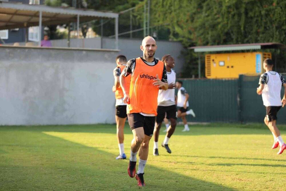 Corendon Alanyaspor, Fenerbahçe maçı hazırlıklarını sürdürdü