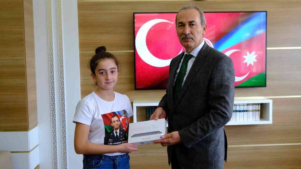 Cumhurbaşkanı Erdoğan’ın adını söylerken boğazı düğümlendi