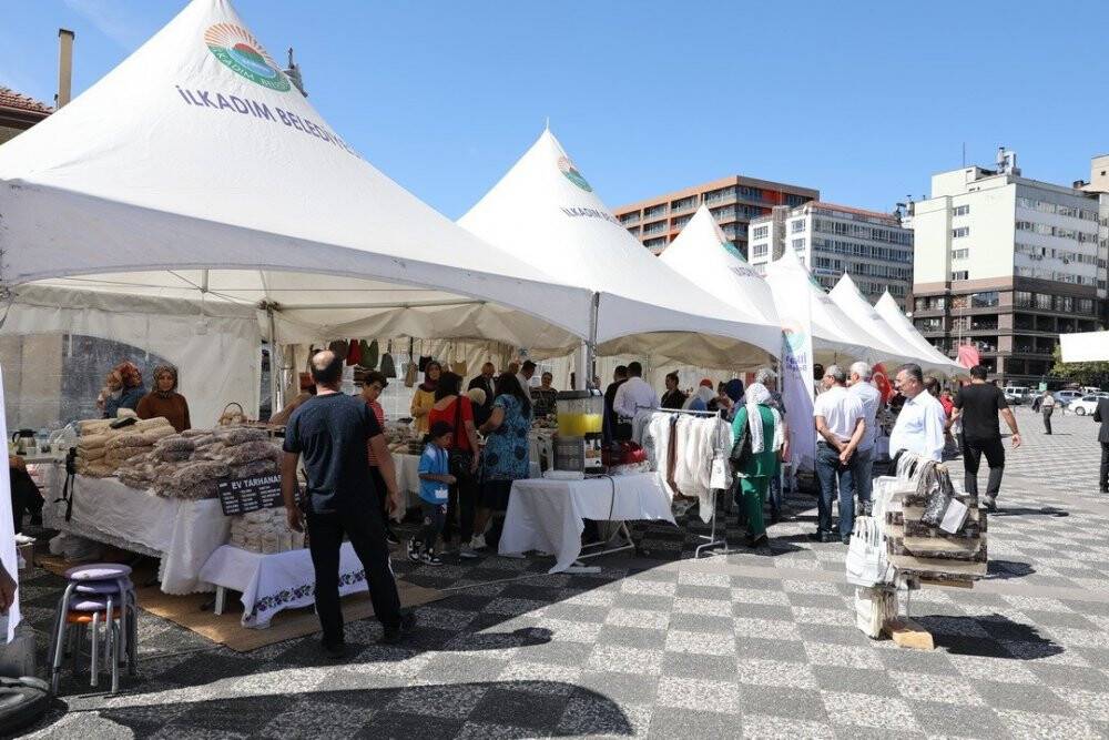Kadınların el emeği ürünleri bu festivalde kazanca dönüşüyor