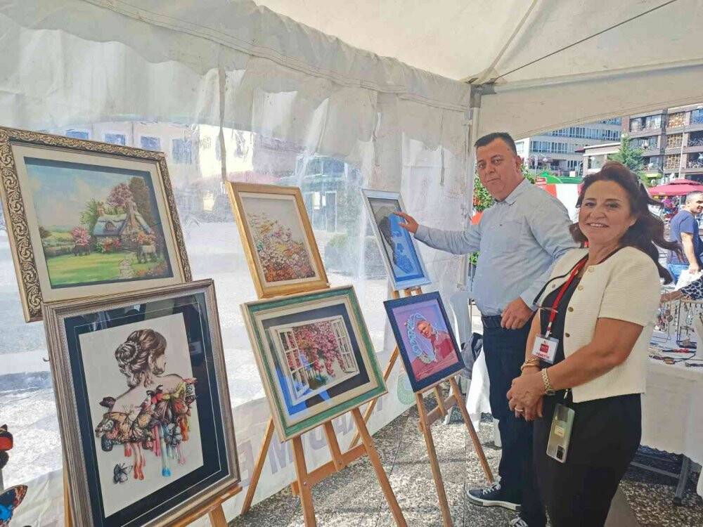 Kadınların el emeği ürünleri bu festivalde kazanca dönüşüyor