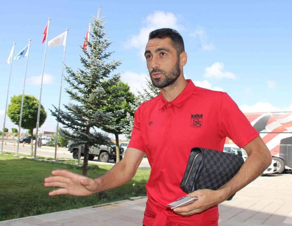 Sivasspor, CFR Cluj maçı için Romanya’ya 7 eksikle gitti