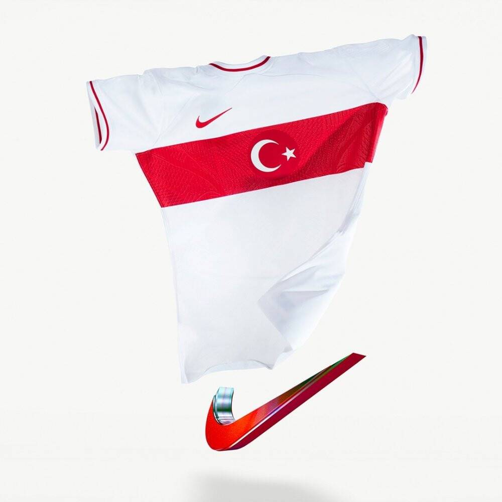 A Milli Takım’ın yeni sezon formaları tanıtıldı