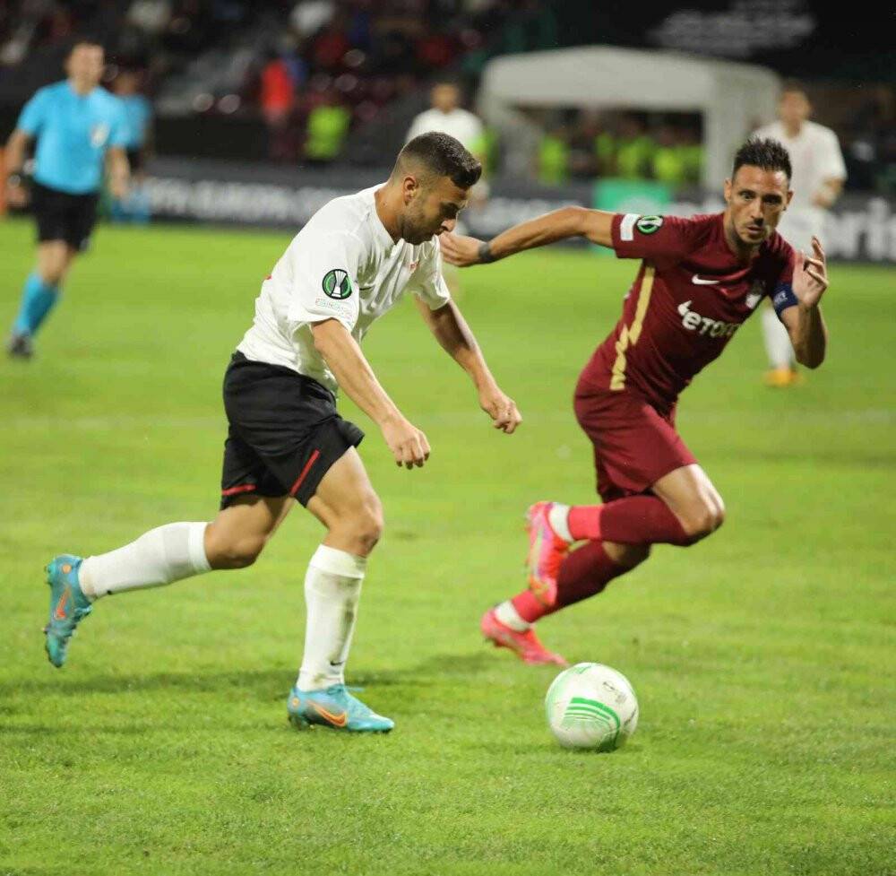 UEFA Avrupa Konferans Ligi: CFR Cluj: 0 - Sivasspor: 1 (Maç sonucu)