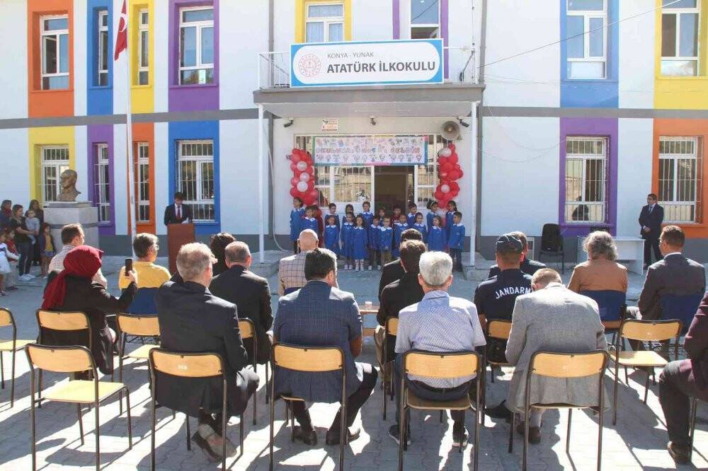 Yunak’ta İlköğretim Haftası kutlandı