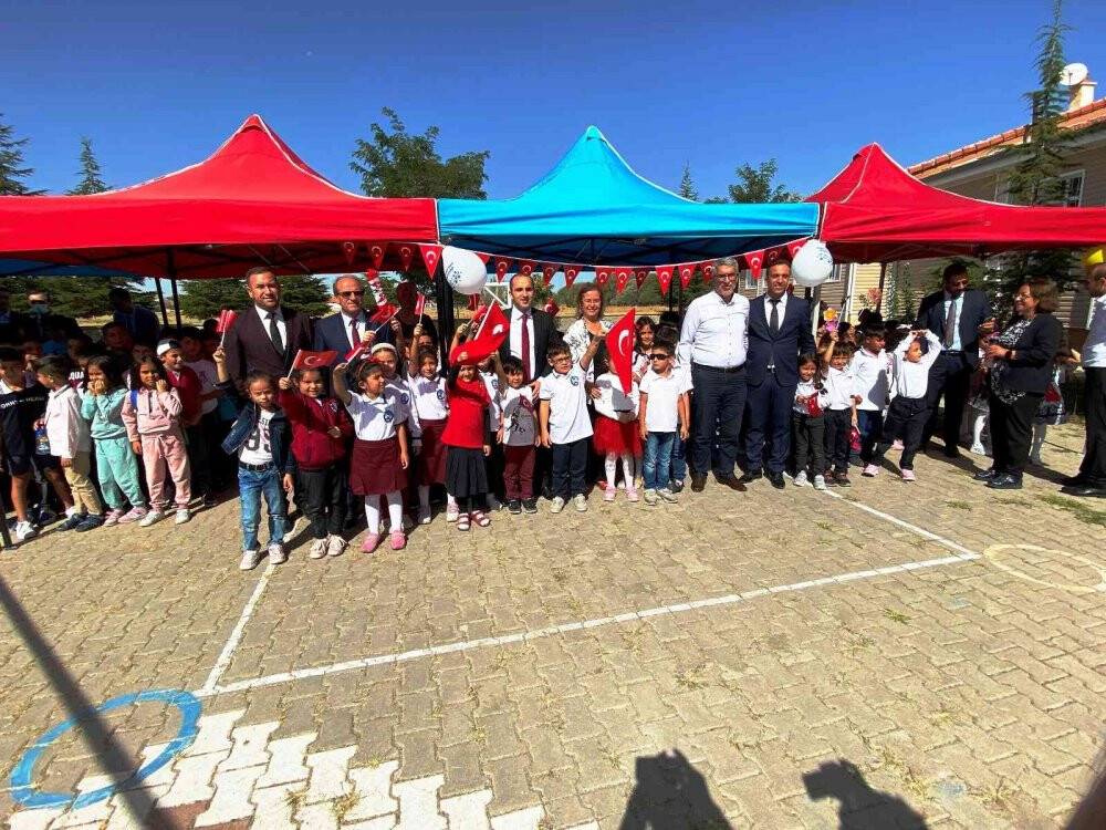 Kulu’da İlköğretim Haftası çeşitli etkinliklerle kutlandı