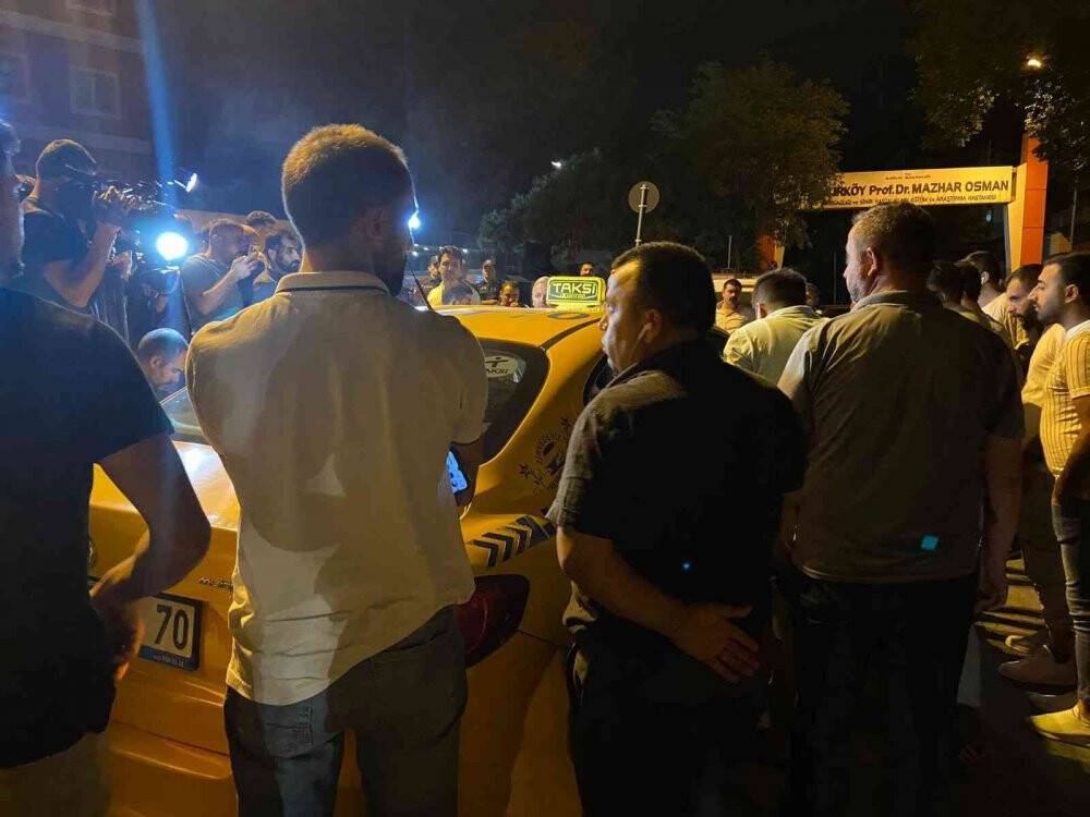 Bağcılar’da taksiciye saldırı: Fazladan istediği fişi vermeyen taksicinin boğazını kesti