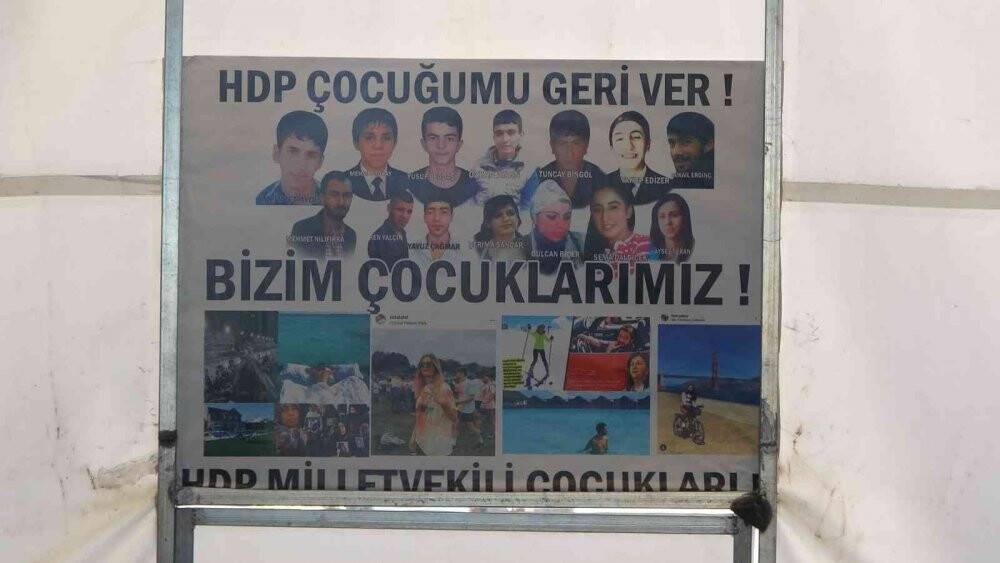 Terör mağduru Diyarbakırlı baba 8 yıldır oğlunun peşinde