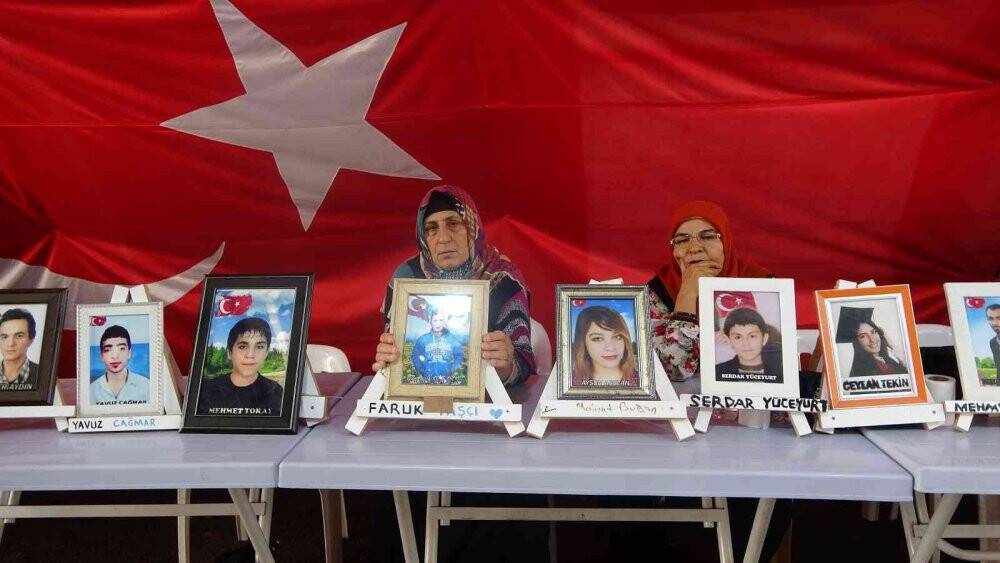 Terör mağduru Diyarbakırlı baba 8 yıldır oğlunun peşinde