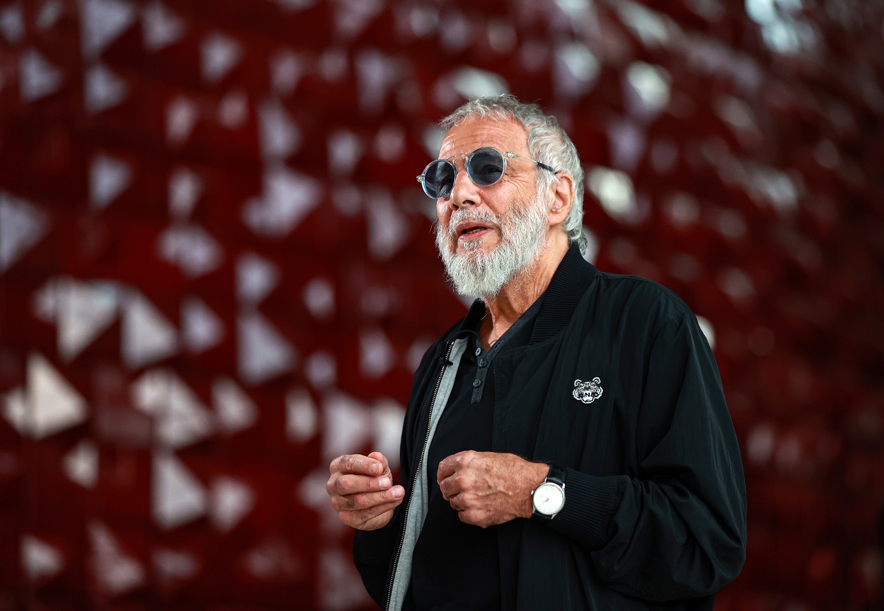 aa-20220919-28938809-28938797-yusuf-islam-muzige-bakisini-ve-hayallerini-anlatti.jpg