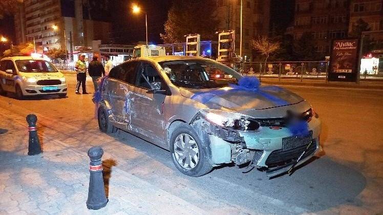 Alkollü sürücü bisikletlinin ölümüne neden oldu, 7 araca çarptı, kazayı fark etmedi