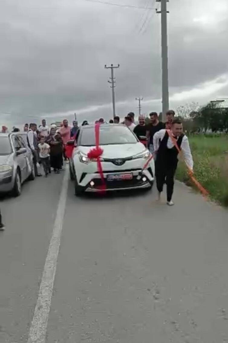 Damata işkence gibi adet