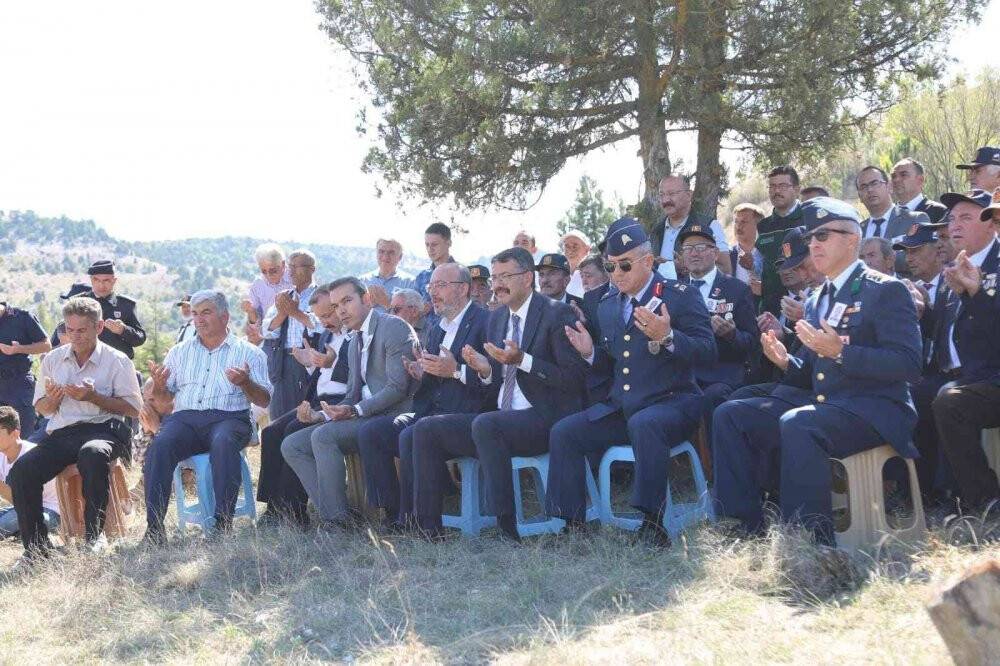 Gaziler Günü'nde vefat eden Kıbrıs Gazisi toprağa verildi