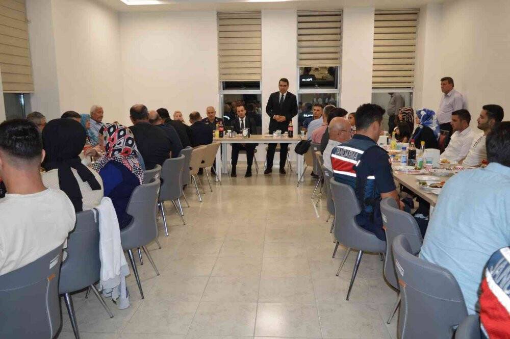 Hüyük’te kaymakamlıktan gaziler onuruna yemek