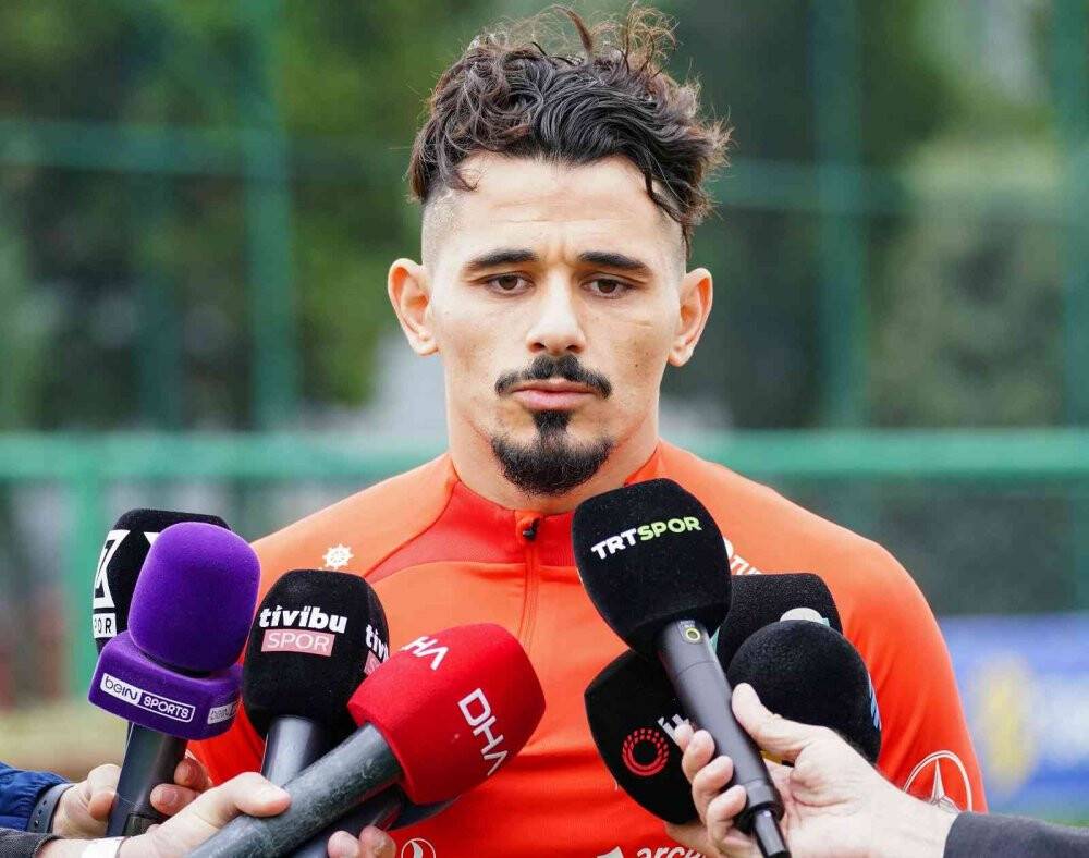 İrfan Can Kahveci: “Tekrar burada olmak mutluluk verici”