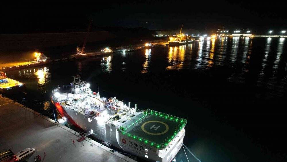 Karadeniz doğal gazının karaya taşınması için çalışmalar devam ediyor