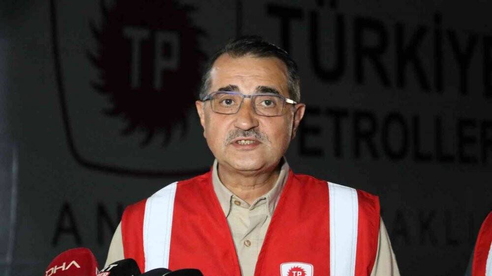 Karadeniz doğal gazının karaya taşınması için çalışmalar devam ediyor